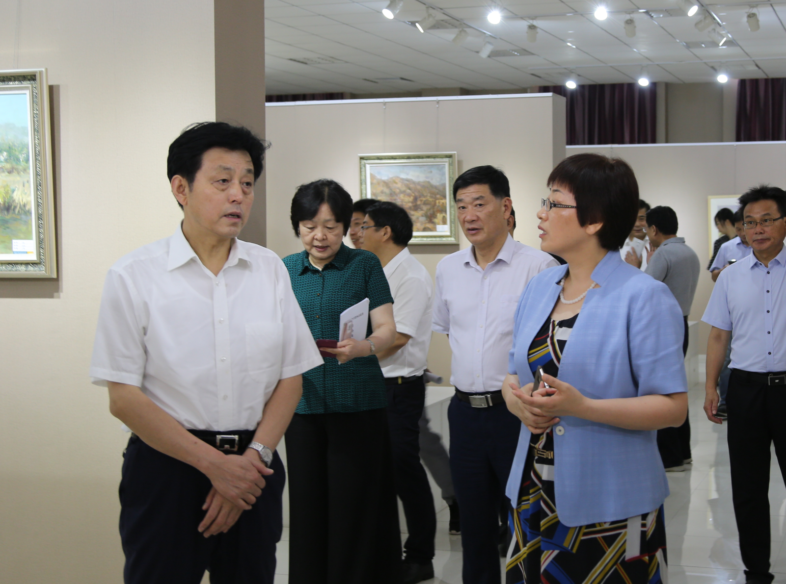 QQ截图20190702220459.png QQ截图20190702220459.png