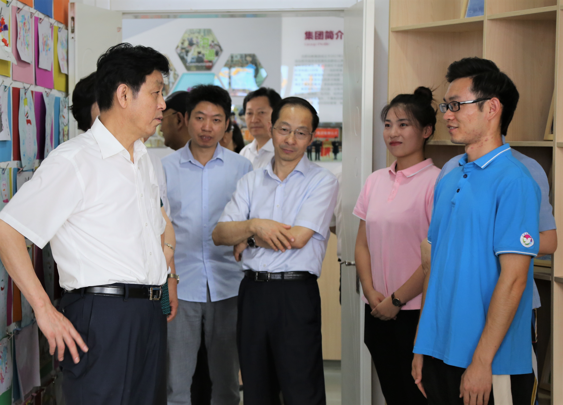 QQ截图20190702220136c.png QQ截图20190702220136c.png