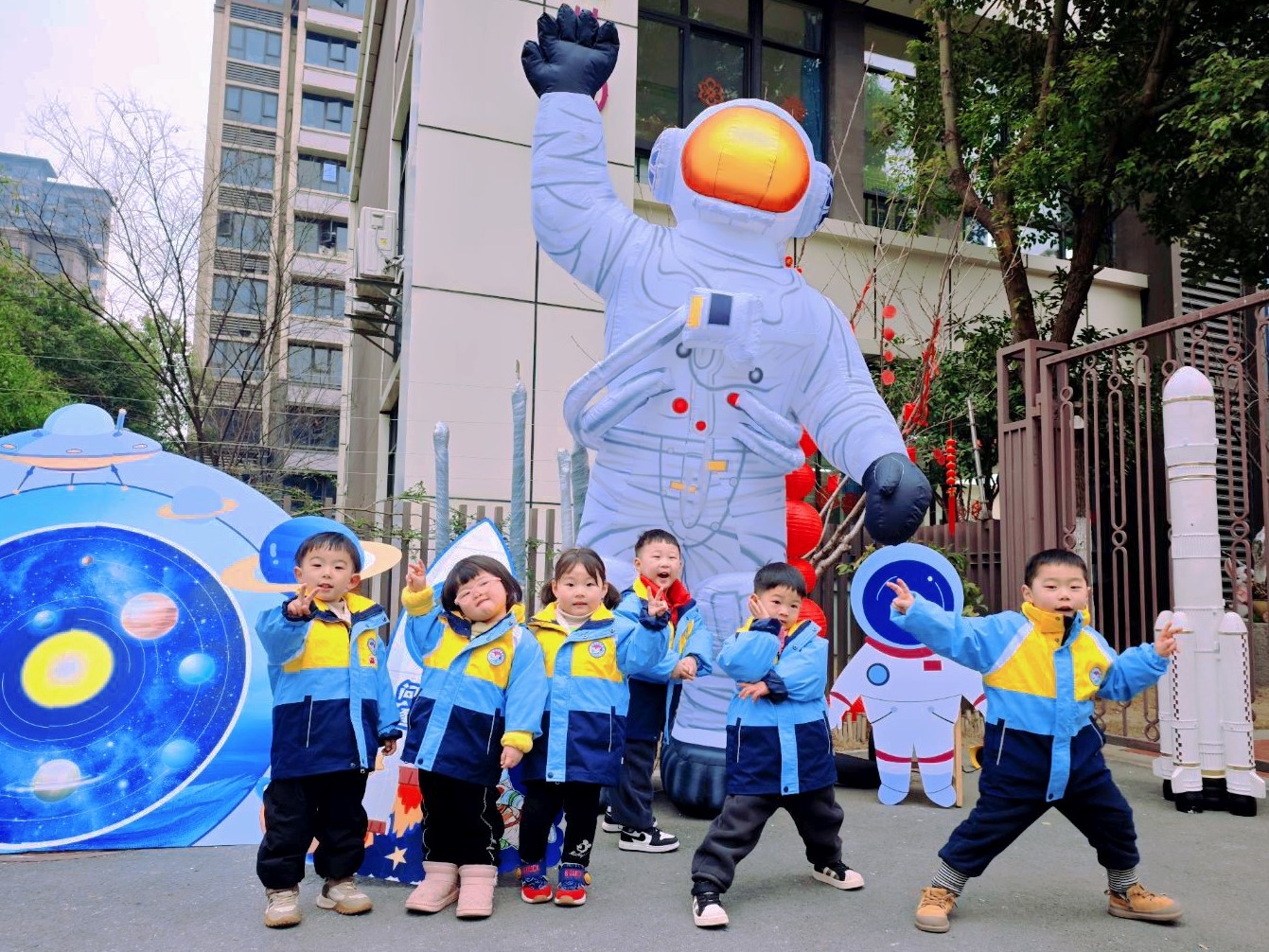 科技.jpg 科技.jpg