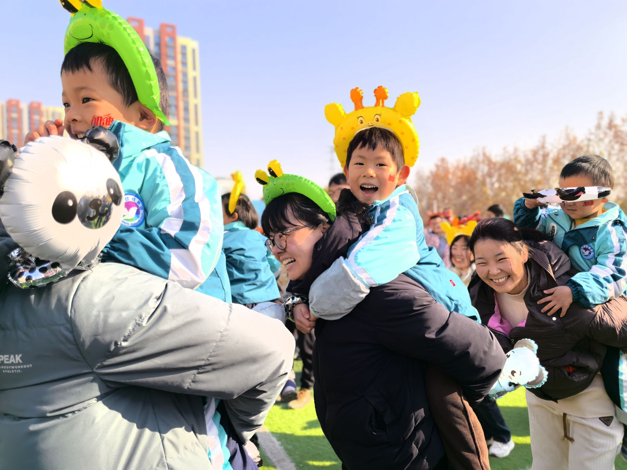 北岗花园亲子运动会 (2).jpg 北岗花园亲子运动会 (2).jpg