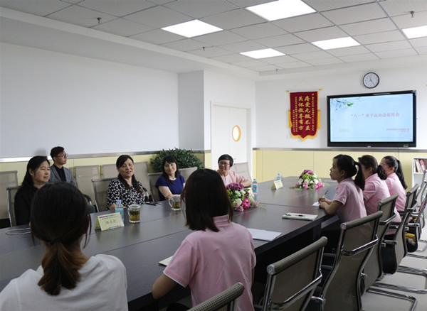 幼专校长点评本次活动.jpg 幼专校长点评本次活动.jpg